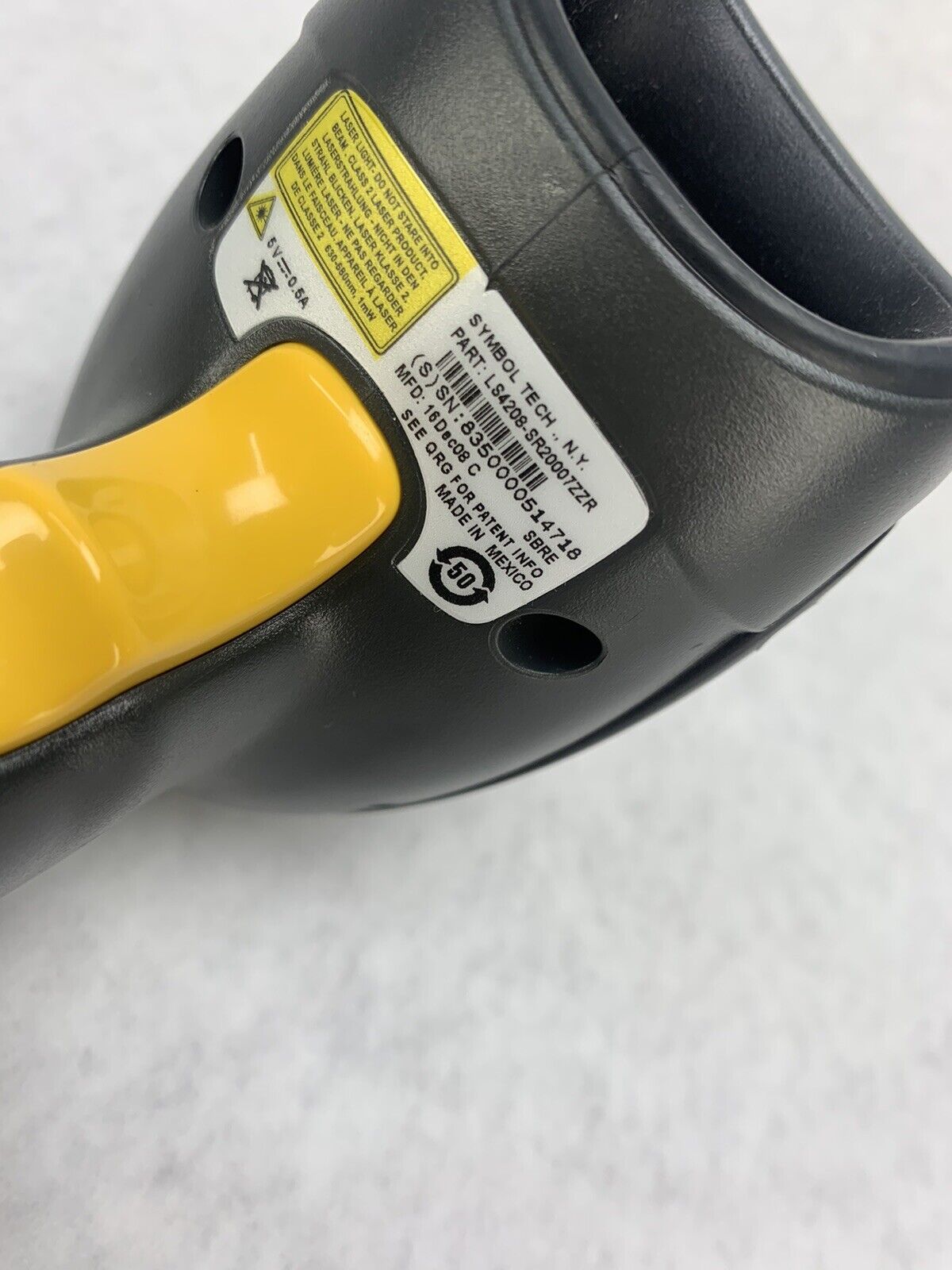 Symbol Motorola  LS4208-SBZU0100ZR  LS4208-SR20007ZZR w USB Cable