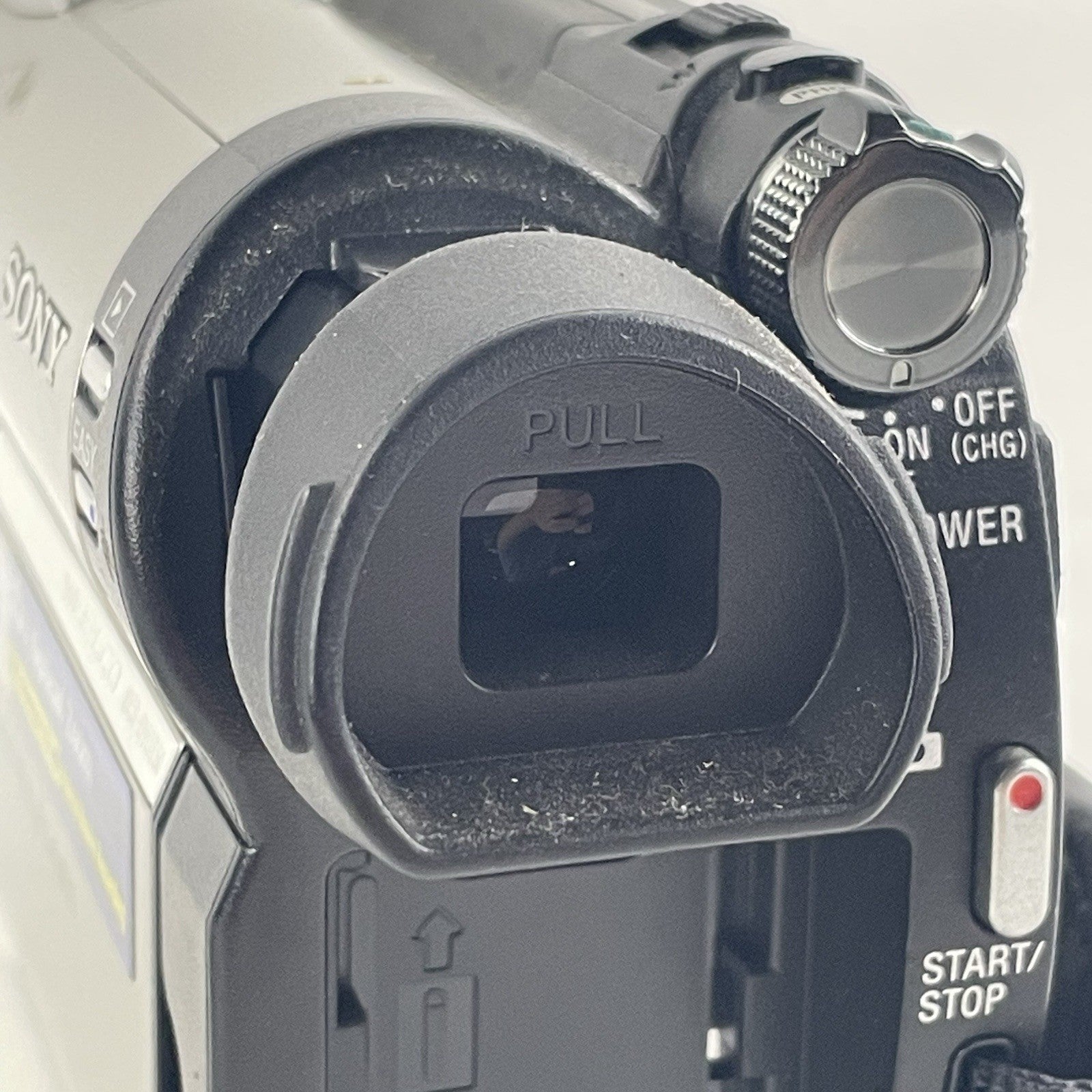 Sony Handycam DCR-DVD650 Camera ONLY Tested & Reset No Power Cord/Battery13