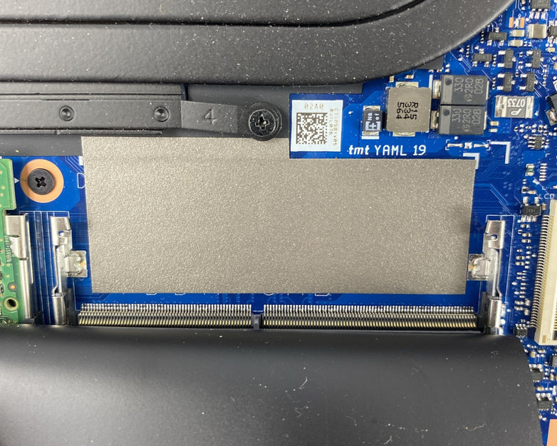 HP EliteBook 655 G10 AMD Ryzen 7 Pro 7730U 2.00 GHz 16 GB RAM 15.6" No HDD No OS