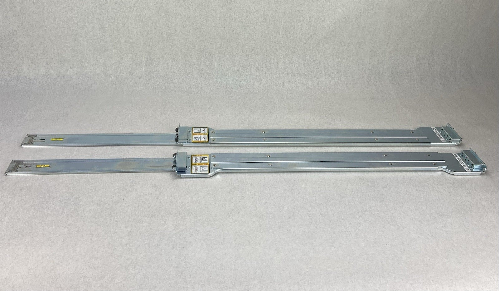 Supermicro Universal Inner + Outer 2U, 3U Rev B Yellow Rack Rail Set Kit 27"2