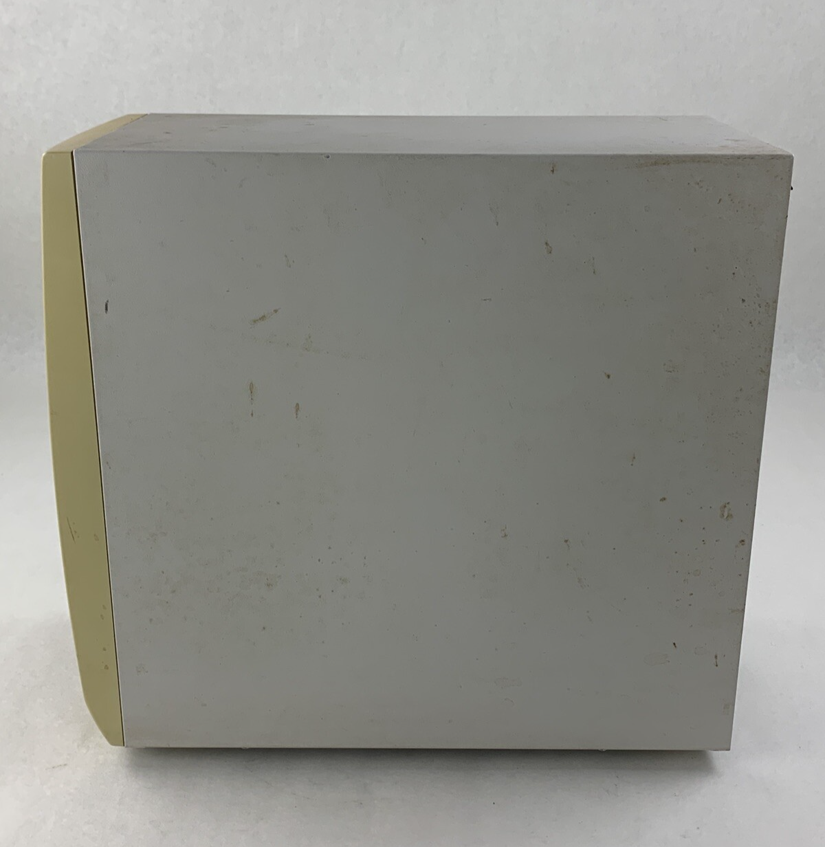 Gateway E-3600 MT Intel Pentium 4 1.6 GHz 680 MB RAM No HDD No OS