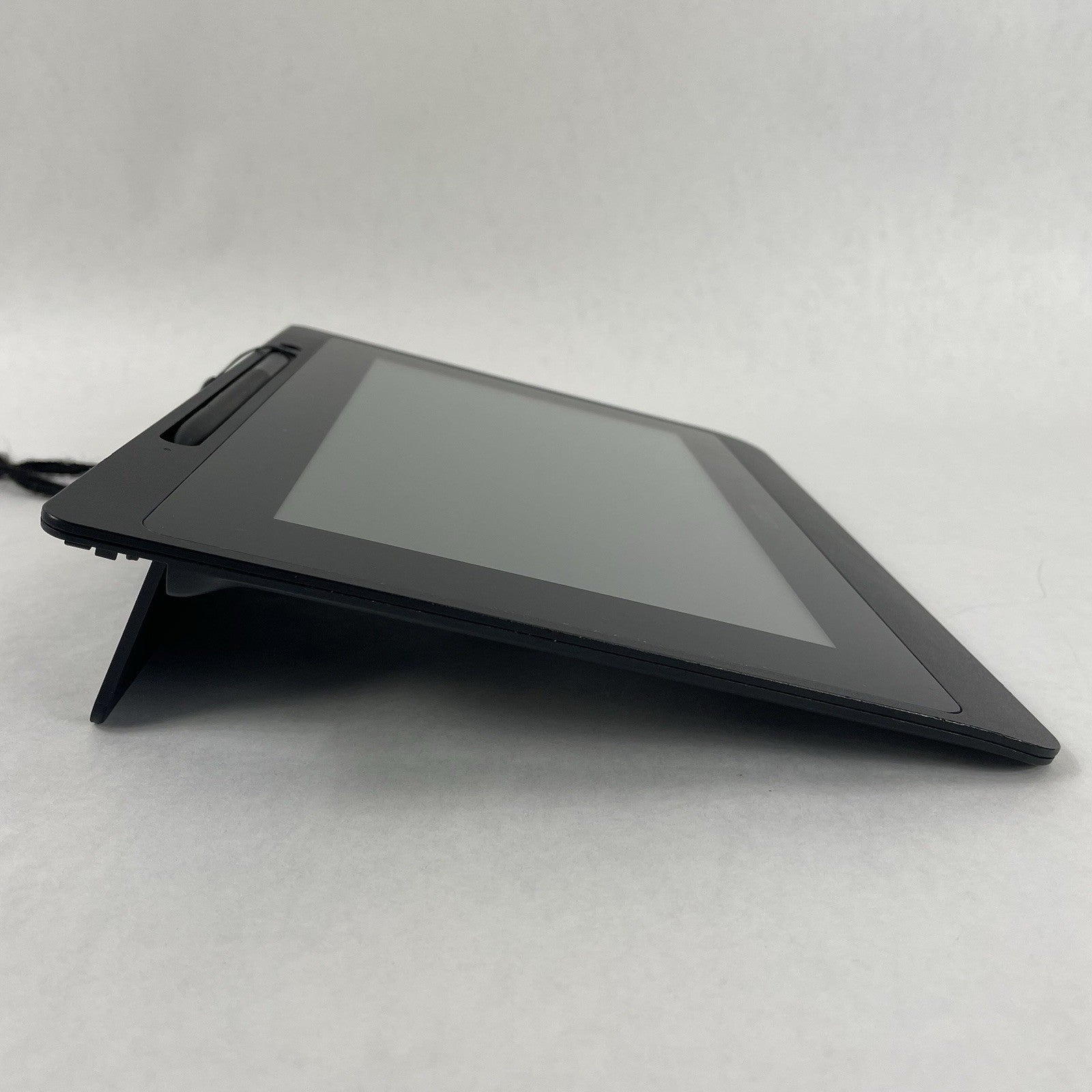Wacom DTU-1141B 10.1" FHD Drawing Tablet - Bad Stylus Cable/No Power Cord & Cord4