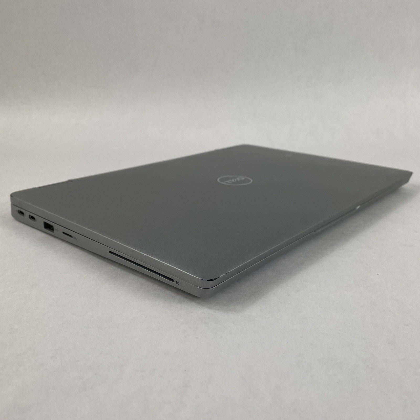 Dell Latitude 5330 13.3" i5-1245U 3.96 GHz 16 GB RAM Touchscreen No SSD/OS/AC11