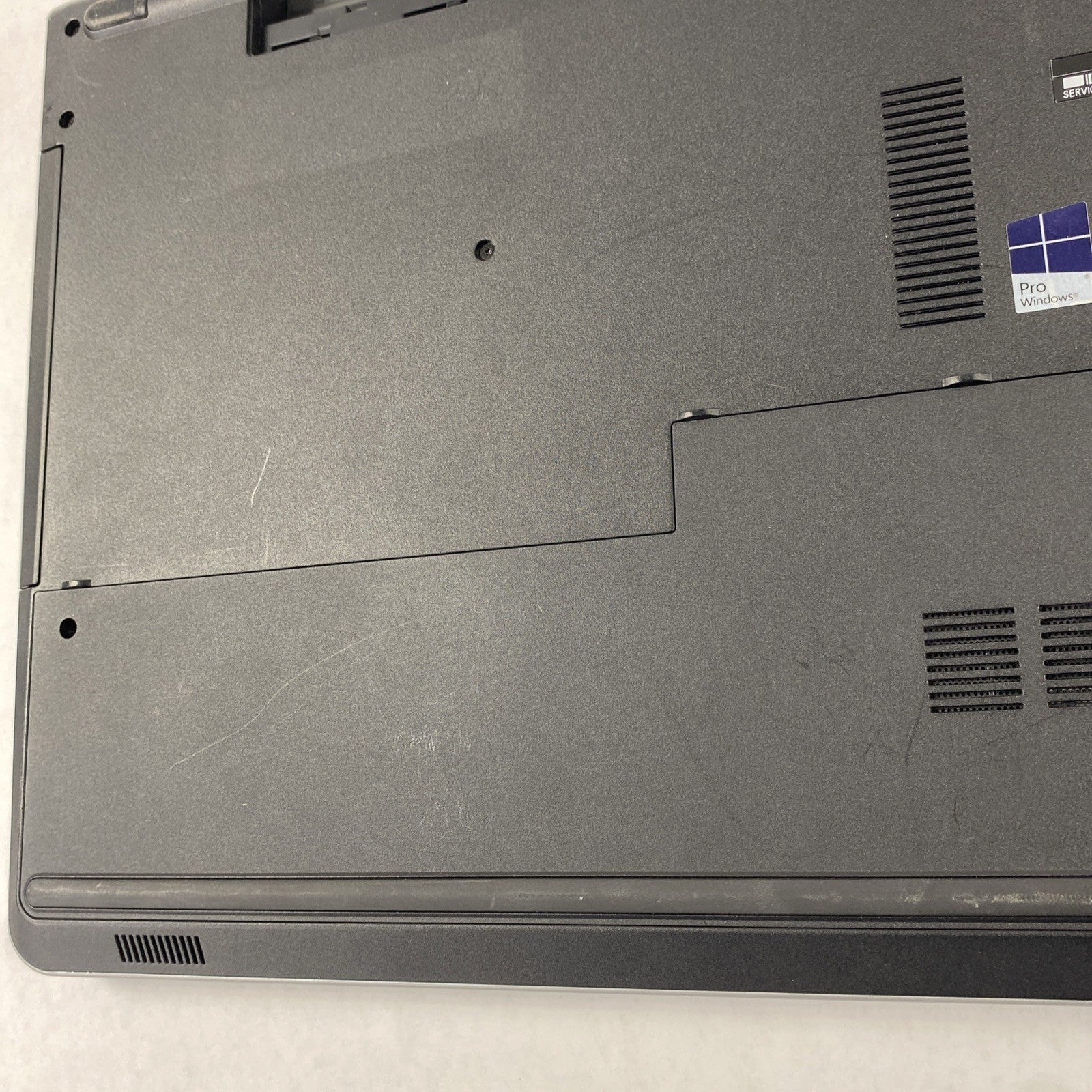 Dell Inspiron 5759 Core i5-6200U 2.3GHz 8GB RAM 17.3" No Battery No HDD No OS