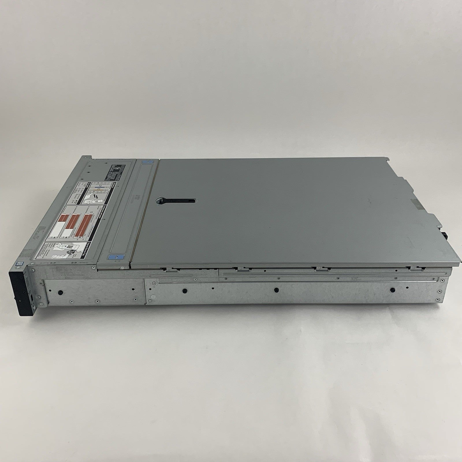 Dell PowerEdge R740xd 24SFF 2x Gold 5222 3.8 GHz 128 GB Ram H740p No OS No HDD11