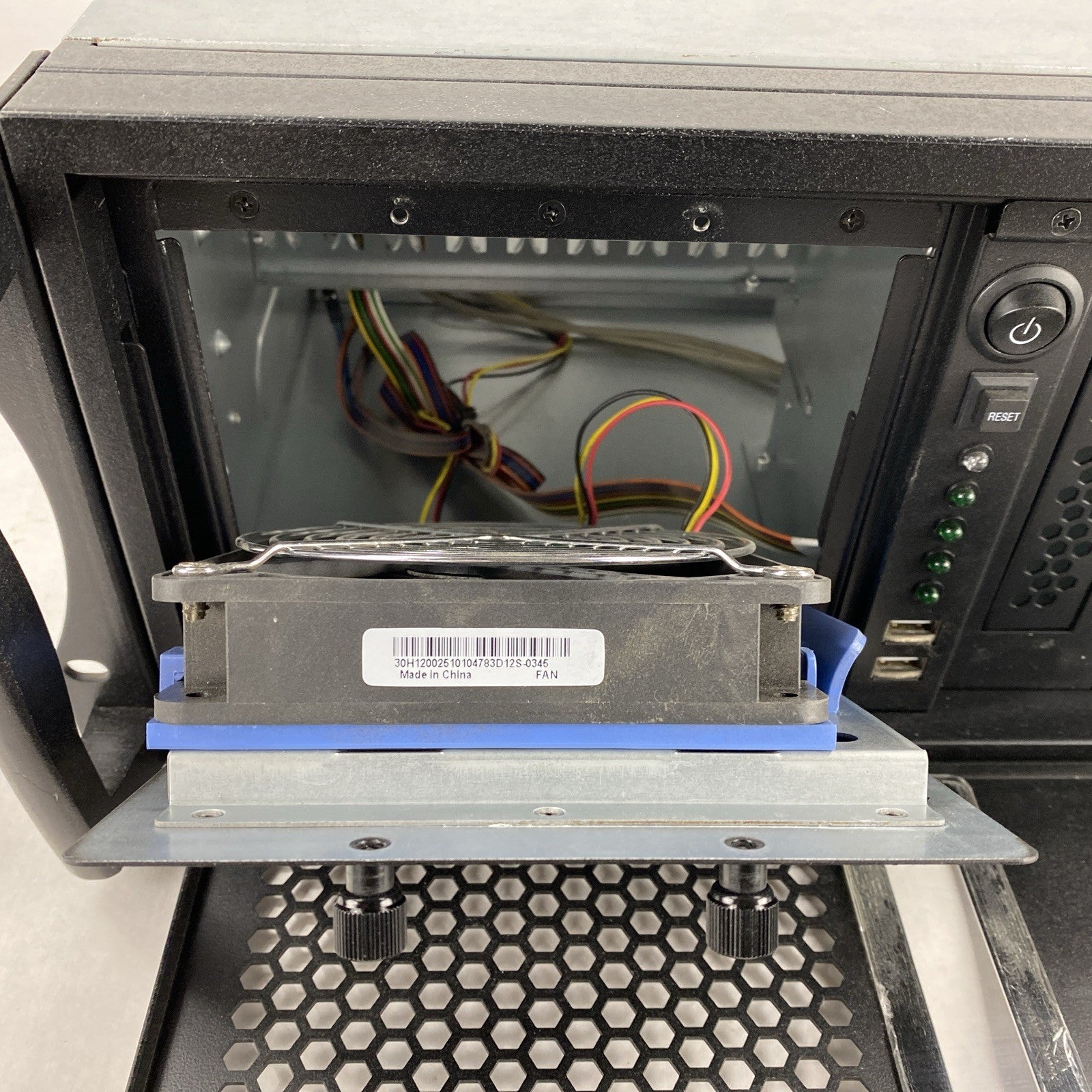 RM42200 4U Advanced Industrial Server Chassis