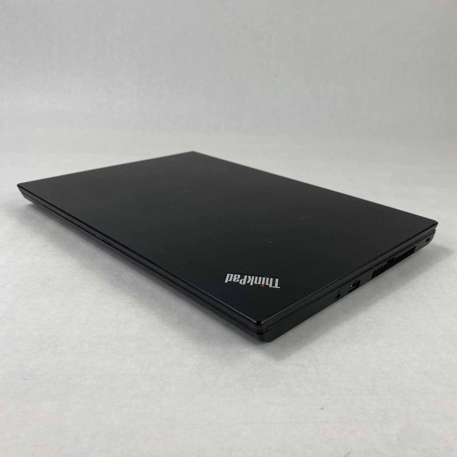 Lenovo ThinkPad L490 Intel Core i5-8265U 1.60 GHz 8 GB RAM 14.0" No HDD No OS