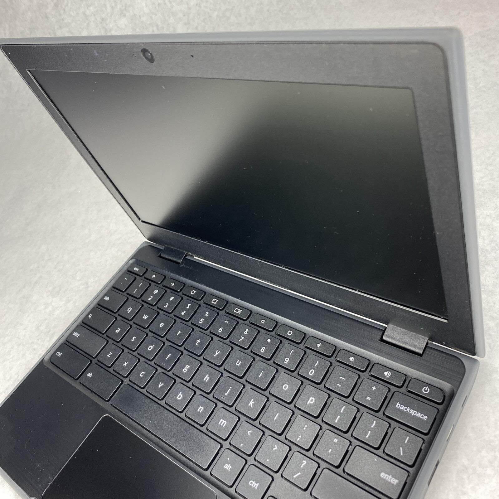 Lenovo 100e Chromebook 2nd Gen 82CD 11.6" AMD A4-9120C 1.60GHz 4GB RAM 16GB READ