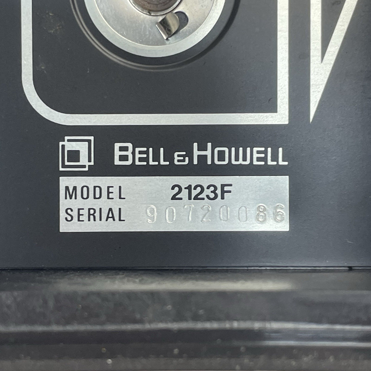Bell & Howell  2123F Super 8 Hand Cam No Film - For Parts or Repair10