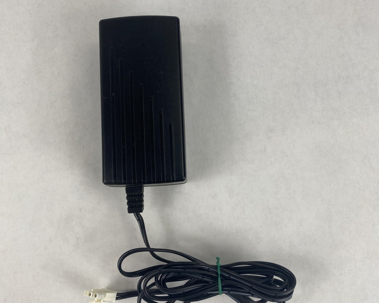 Skynet Electronic SNP-A047 Adapter 250V Lot of 4