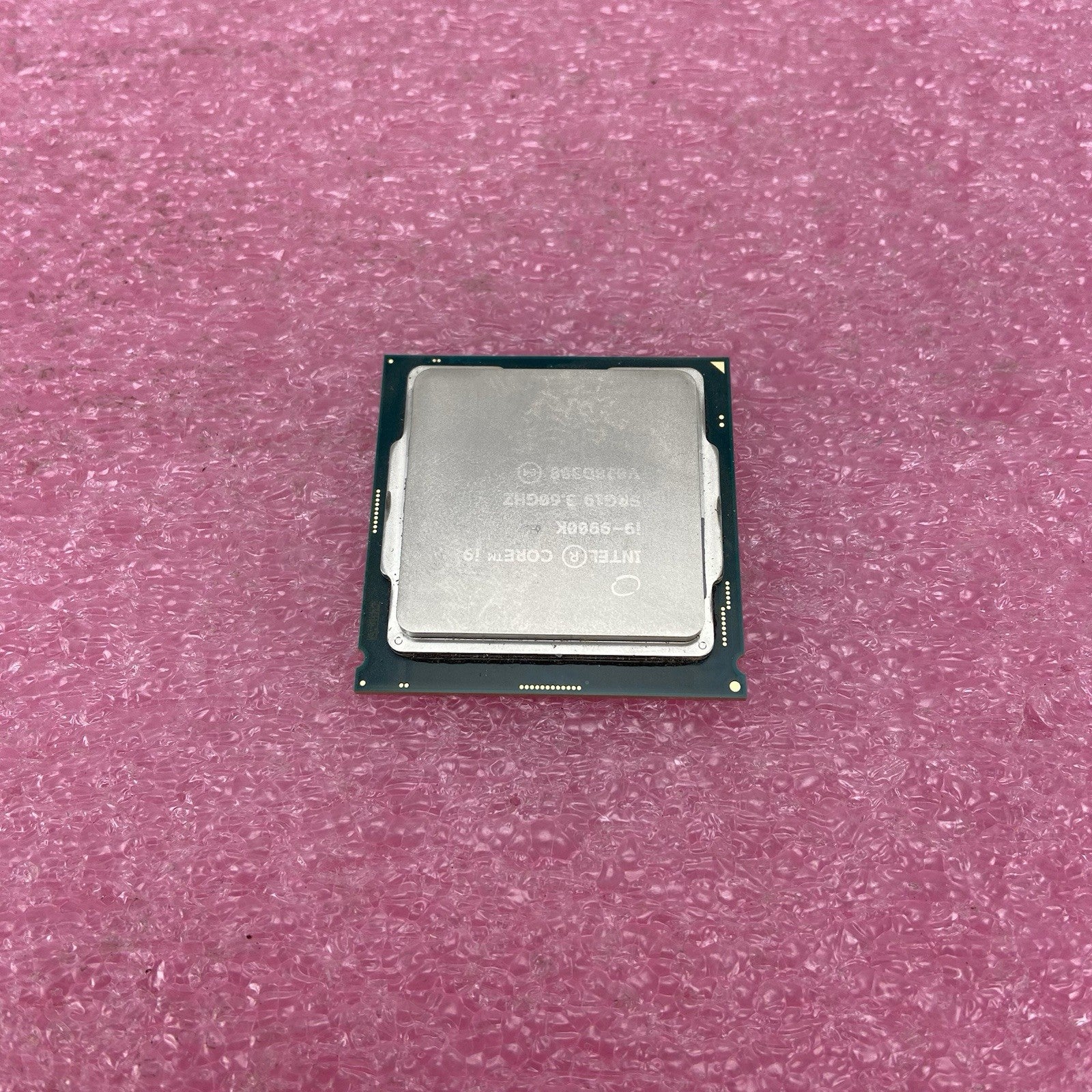 Intel Core i9-9900K SRG19 3.6GHz Desktop CPU3