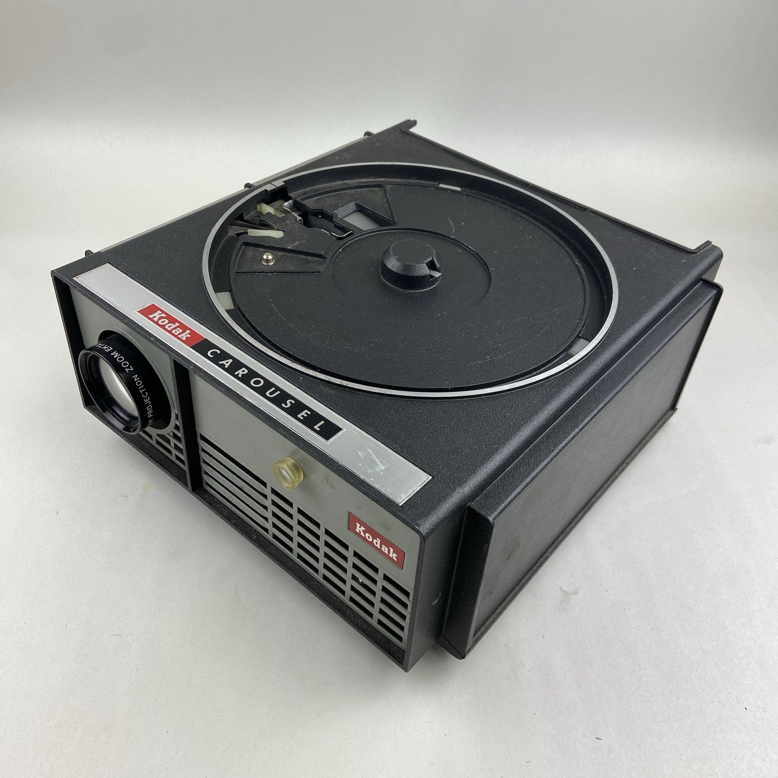 Vintage Kodak Model 550 Carousel Projector0