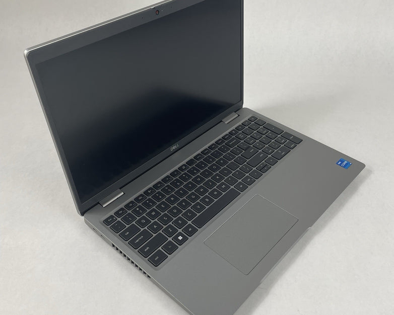 Dell Latitude 5520 15.6" i5-1145G7 2.60GHz 8GB RAM No SSD/OS/AC- Scratched Paint