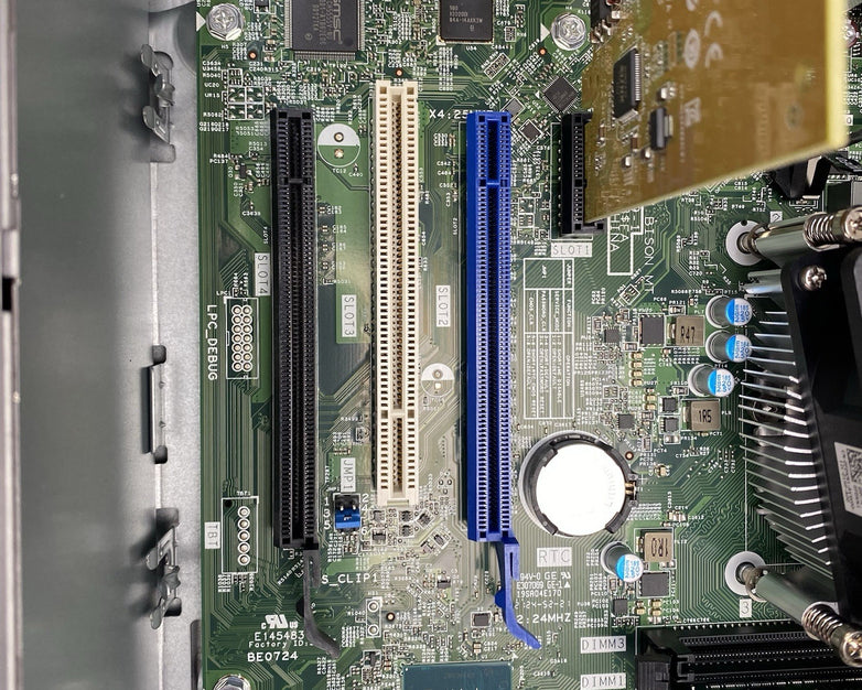 Dell OptiPlex XE3 MT Intel Core i7-8700 3.2GHz 1x8GB RAM No HDD No OS
