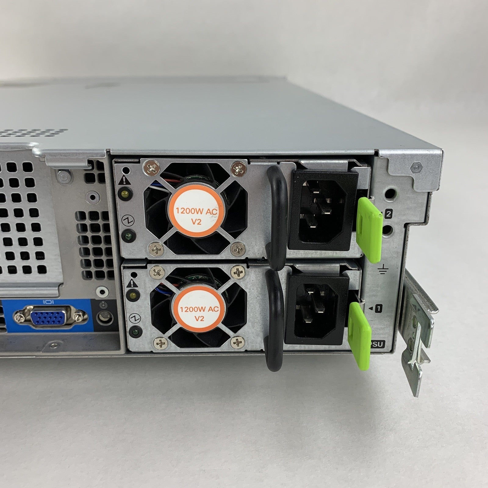 Cisco UCS C240 M4 Xeon E5-2630v4 2.2 GHz 128 GB Ram 2U Server No OS No HDD