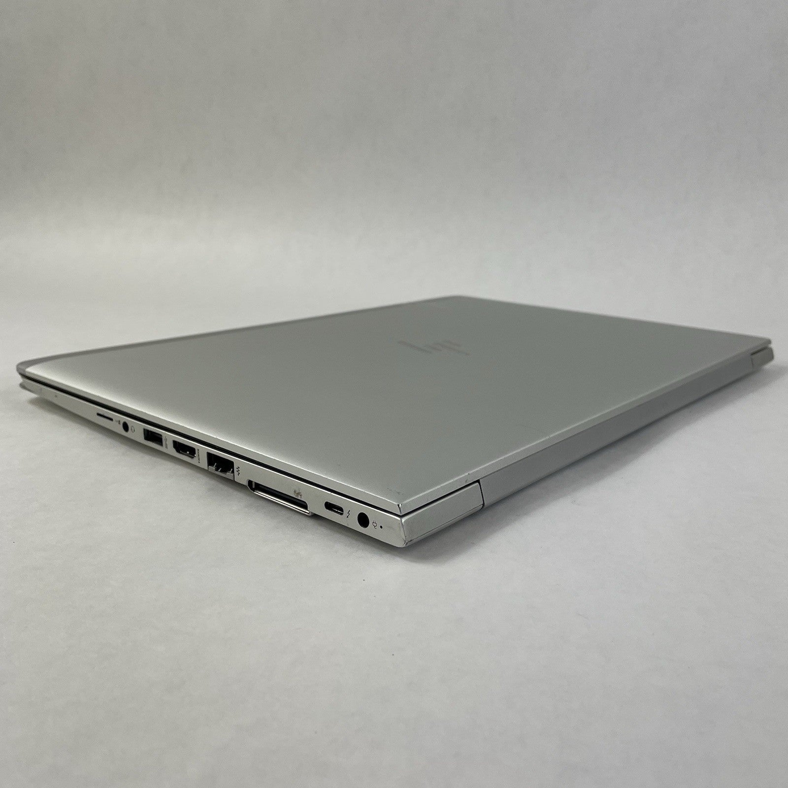 HP EliteBook 850 G6 15.6" i5-8365U 1.60 GHz 8 GB RAM No SSD/OS/AC - Bad Corner10