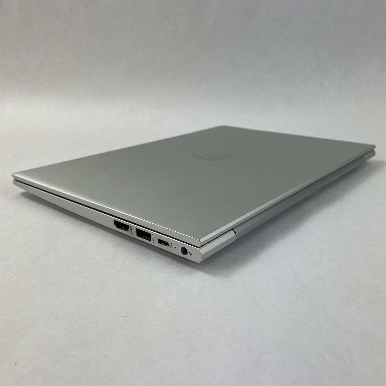 HP ProBook 630 G8 13.3" i7-1165G7 2.80 GHz 8 GB RAM No SSD/OS/AC - Dents8