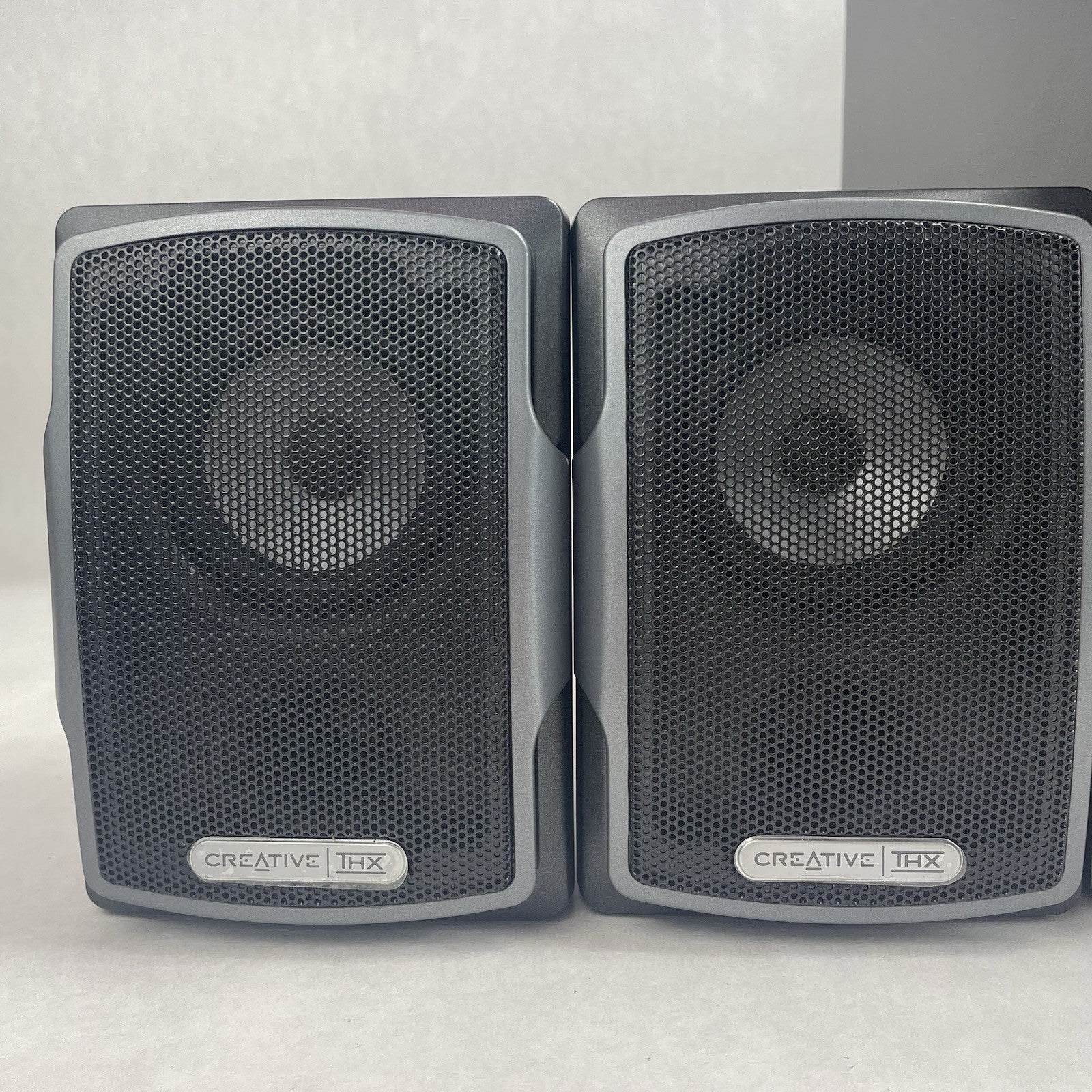 Creative GigaWorks G550W 5.1  THX Computer Speakers 310W Tested6