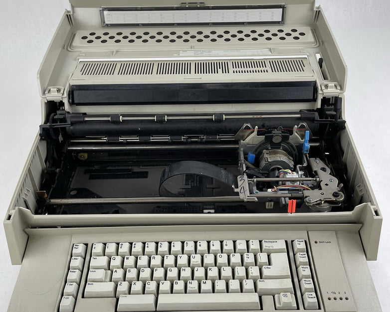 IBM Wheelwriter 3 Electronic Typewriter Parts or Repair