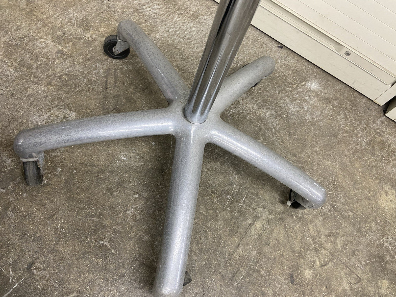 Welch Allyn Spot Vital Signs Monitor Mobile Stand