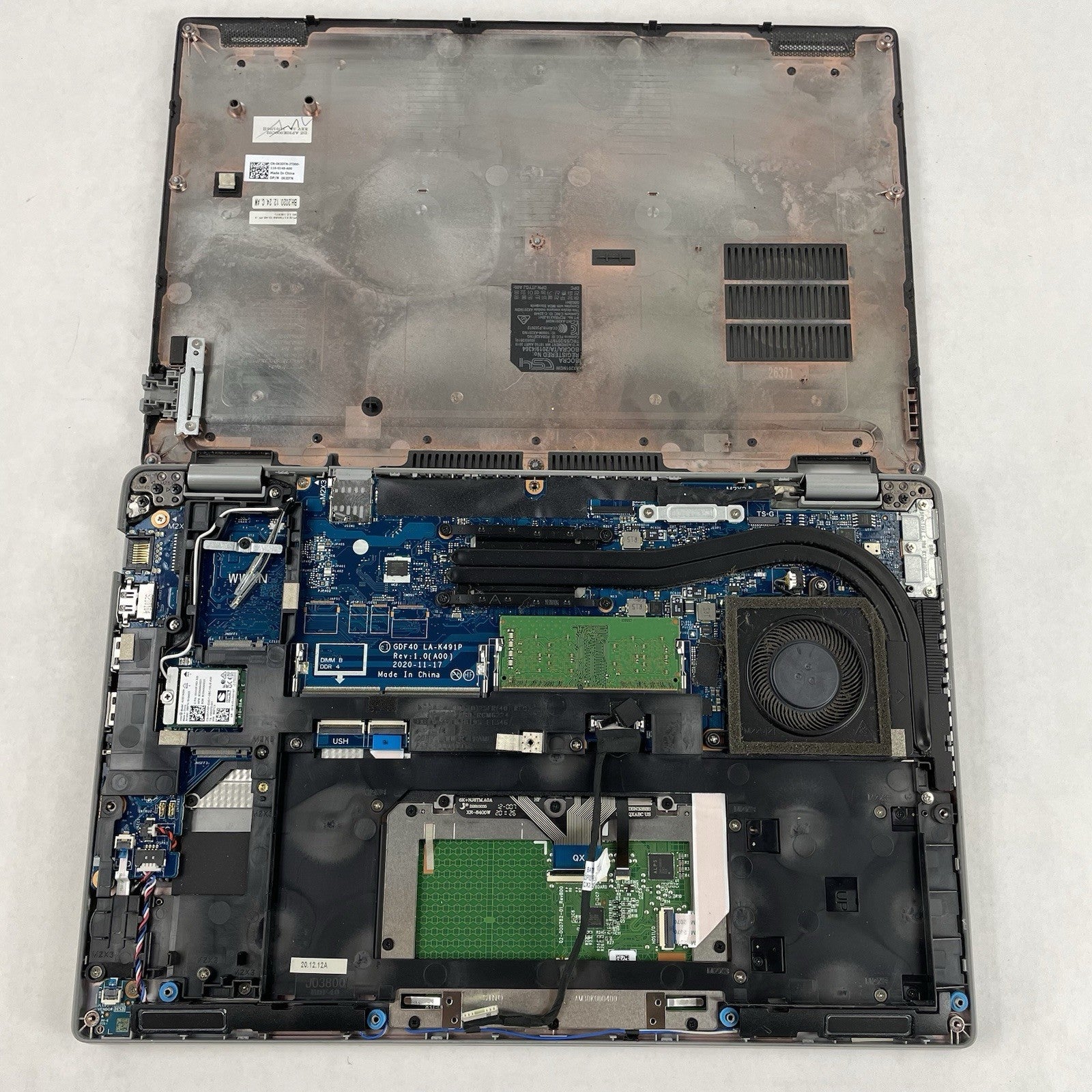 Dell Latitude 5420 14" i5-1135G7 2.40 GHz 8 GB RAM No SSD/OS/AC/Batt - Paint15