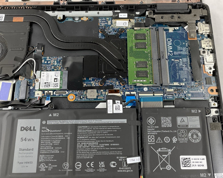 Dell Latitude 3520 15.6" i5-1135G7 2.40 GHz 8 GB RAM No SSD/OS/AC