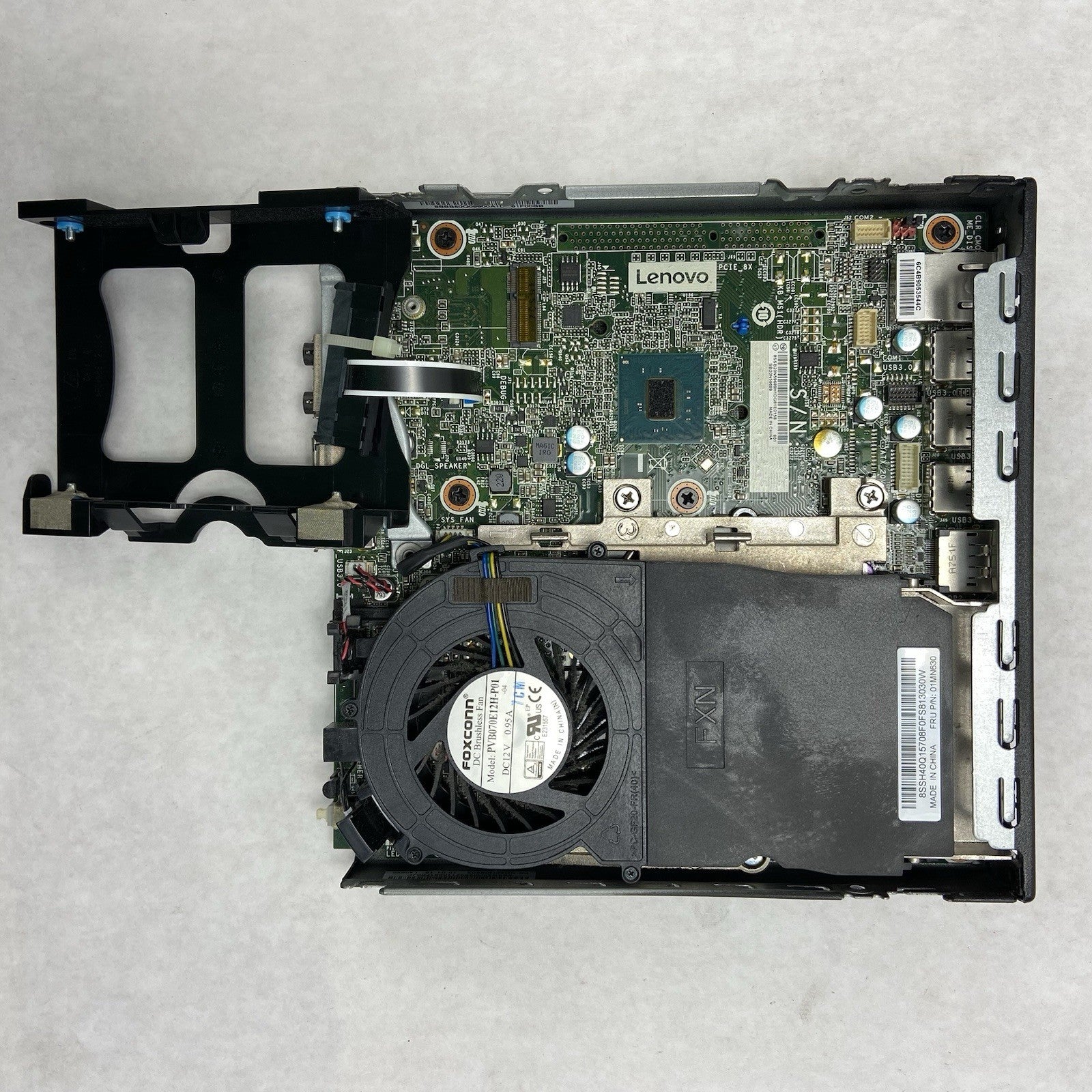 Lenovo ThinkCentre M910q Micro Intel Core i5-6500T 2.5GHz 8GB RAM No HDDOSAC10