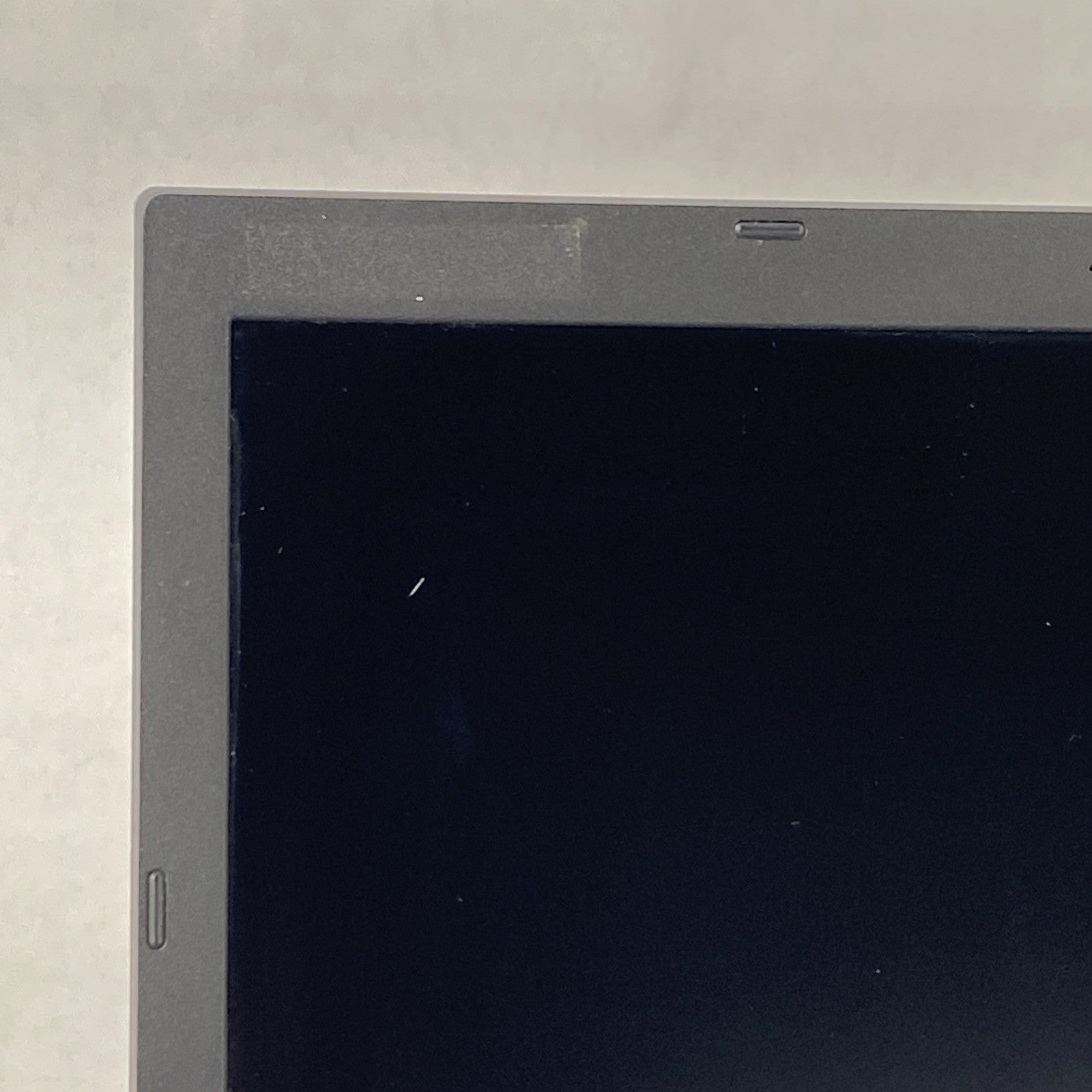 Lenovo ThinkPad L580 Core i5-8250U 1.6 GHz 8GB RAM 15.6" No Battery No HDD No OS