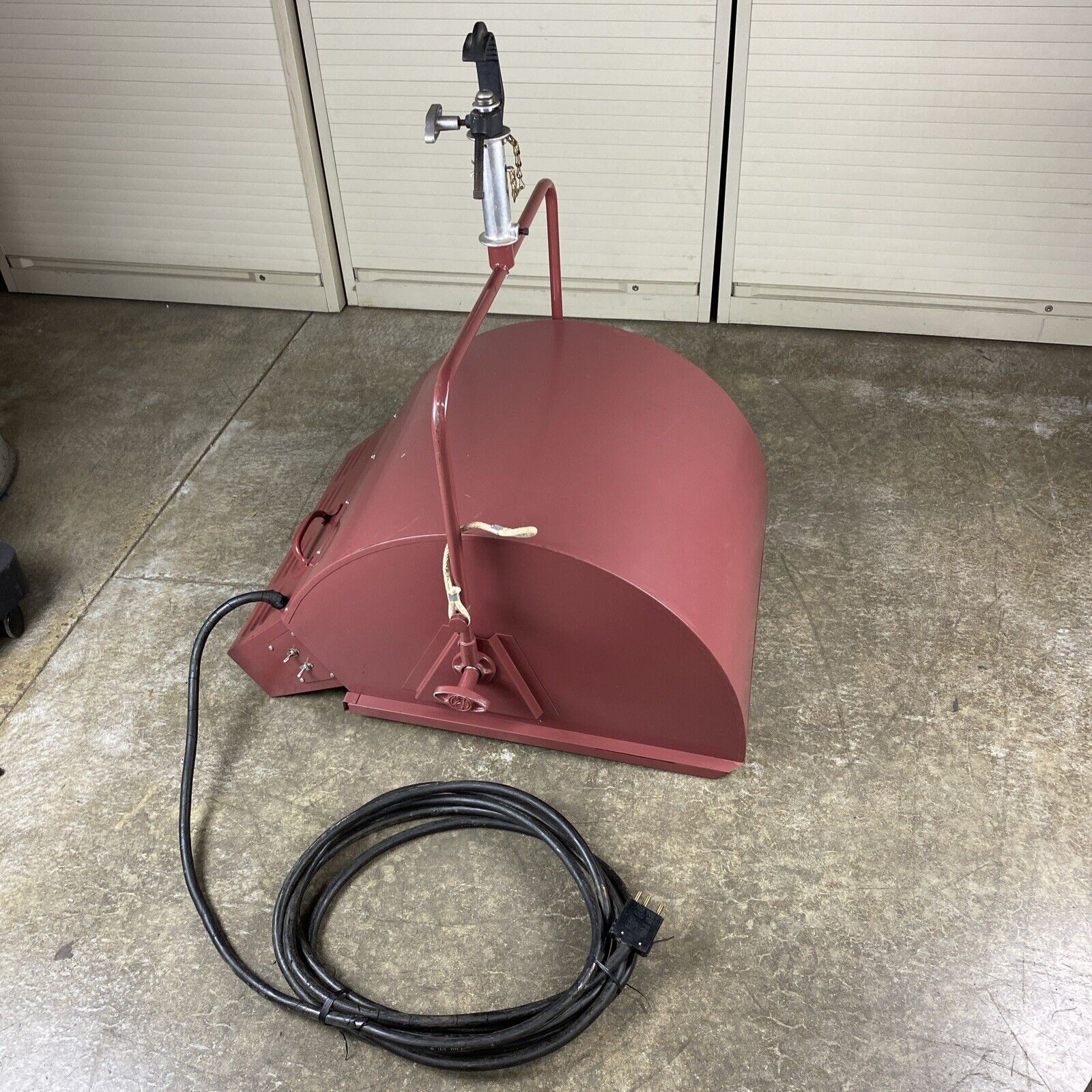 MOLE-RICHARDSON CO. TYPE 2561 MOLEQUARTZ 2000 WATT SUPER-SOFTLITE