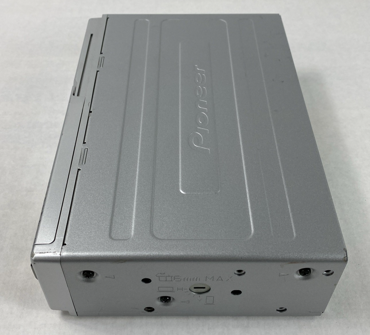 Pioneer Premier CDX-P686 6-Disc CD Changer Untested