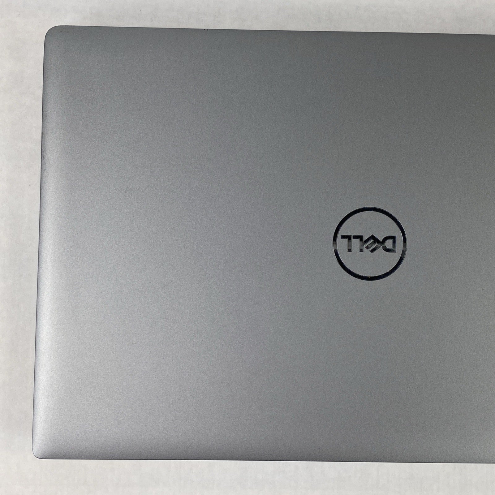Dell Latitude 5520 Intel Core i5-1145G7 2.6 GHz 16 GB RAM 15.6" No SSD No OS