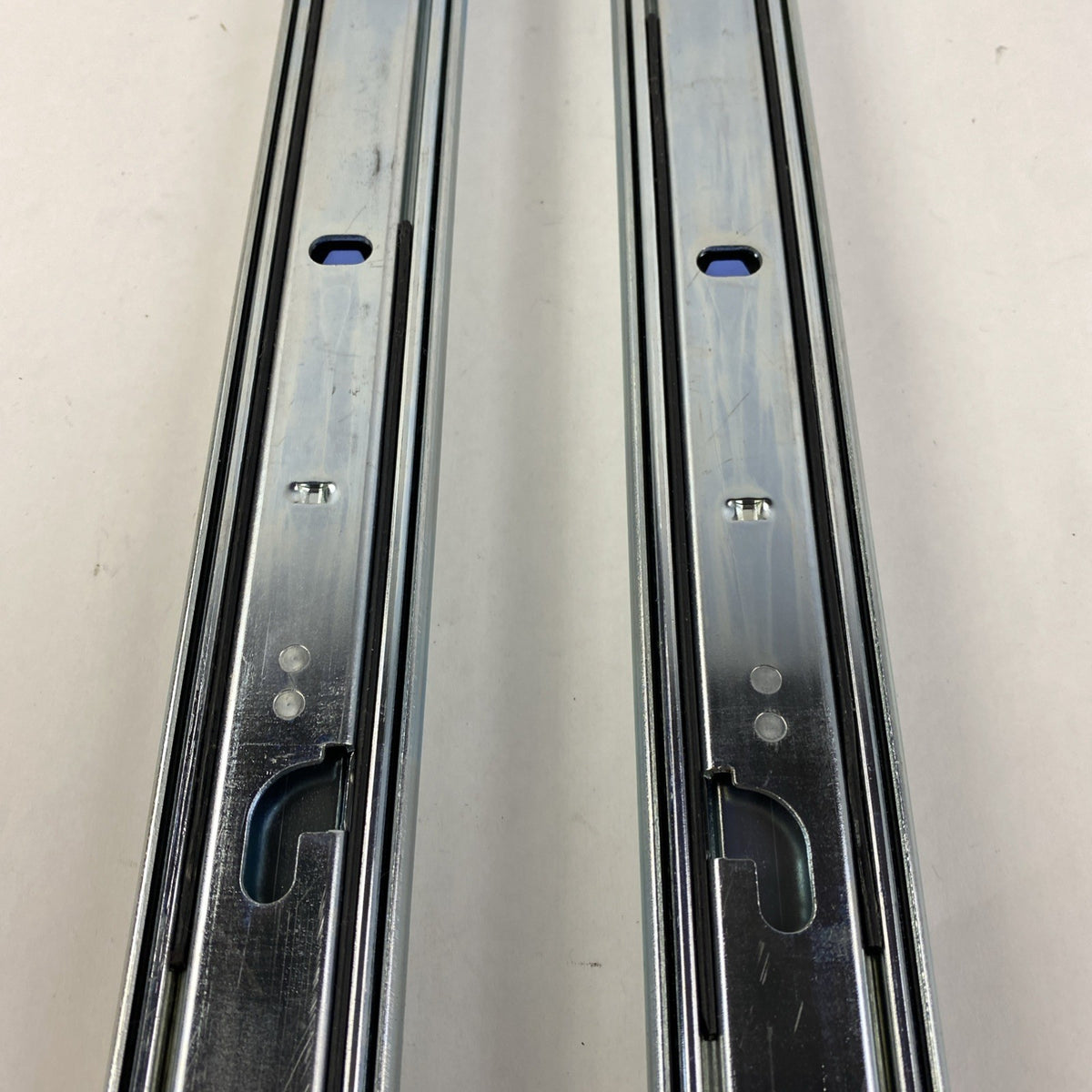 Dell CN-0DR784-01078-81D-0633 1U Left and Right Sliding Server Rails9