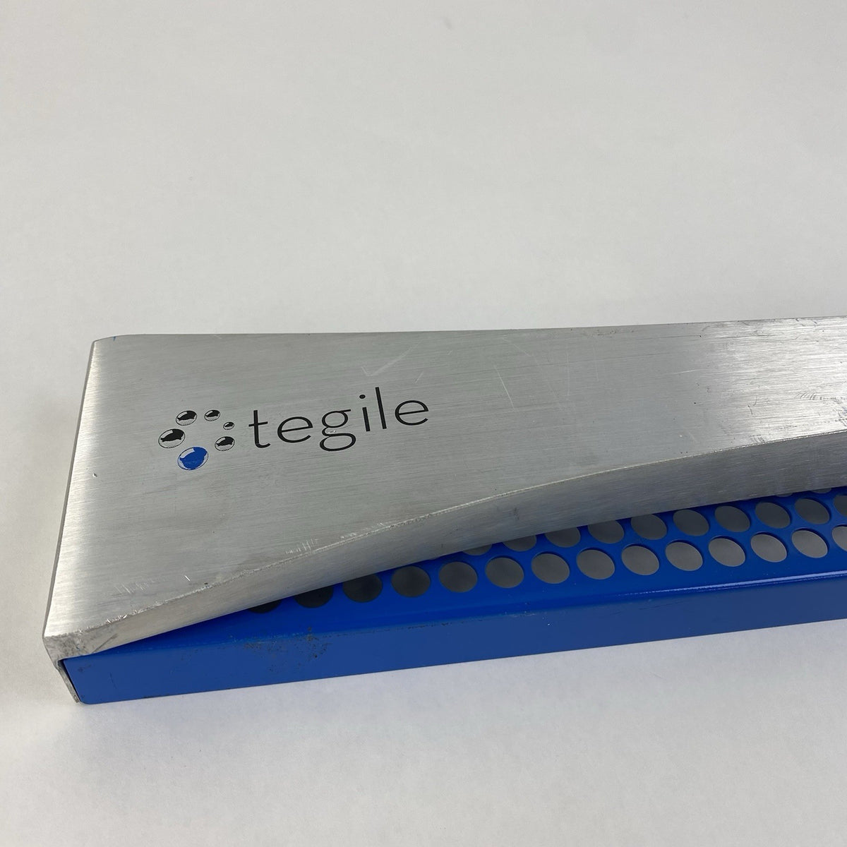 Tegile N5800 D1 NVMe Flash Array Front Plate Bezel3