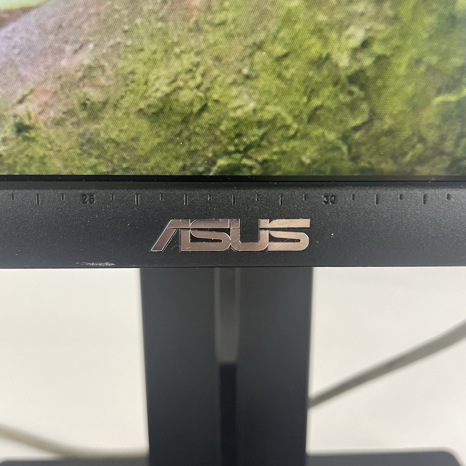 Asus PB258 25" Monitor Resolution: 2560x1440 QHD @ 60Hz Finish: Matte3