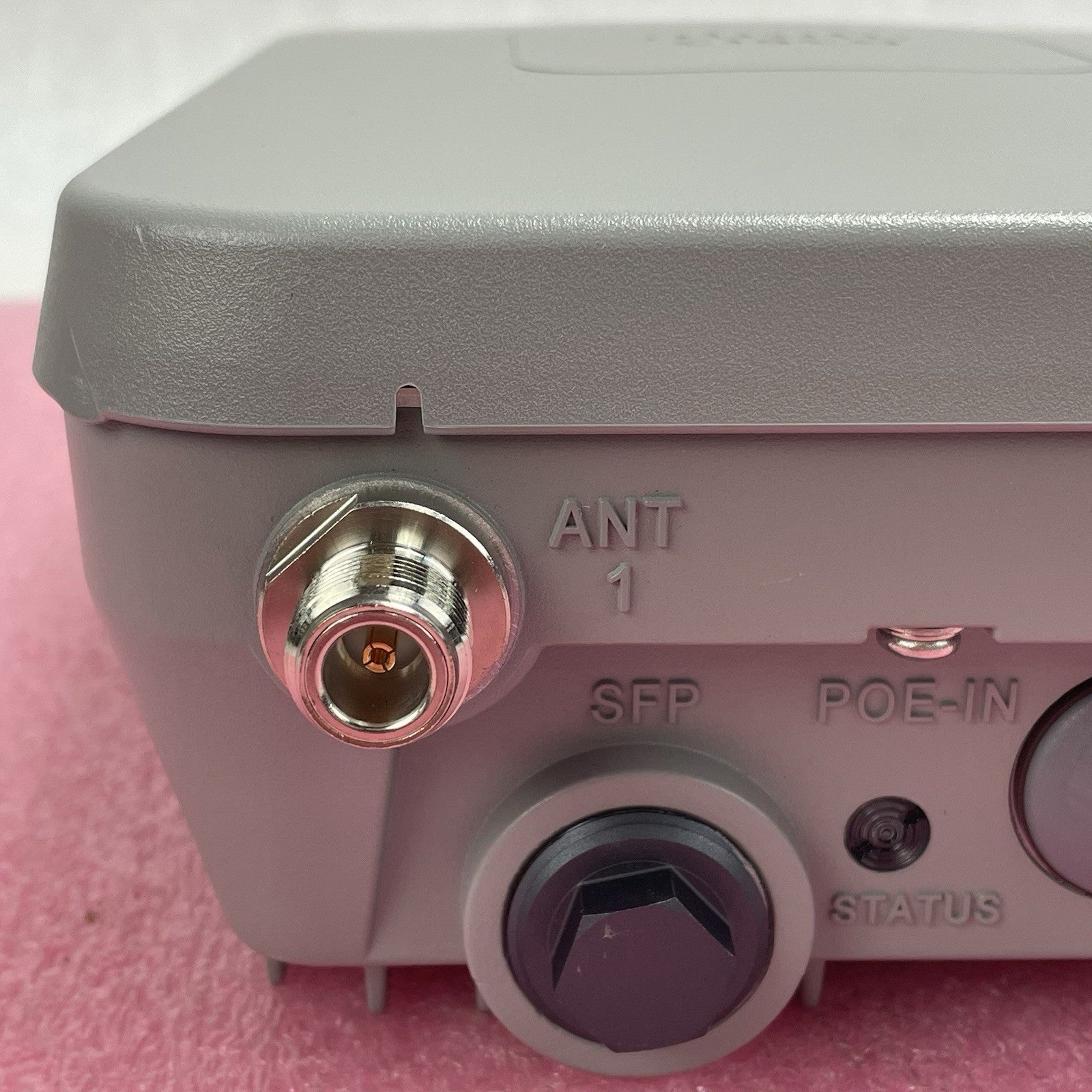 Cisco AIR-AP1562E-B-K9 Aironet 1560 Outdoor WiFi Access Point Tested Reset3