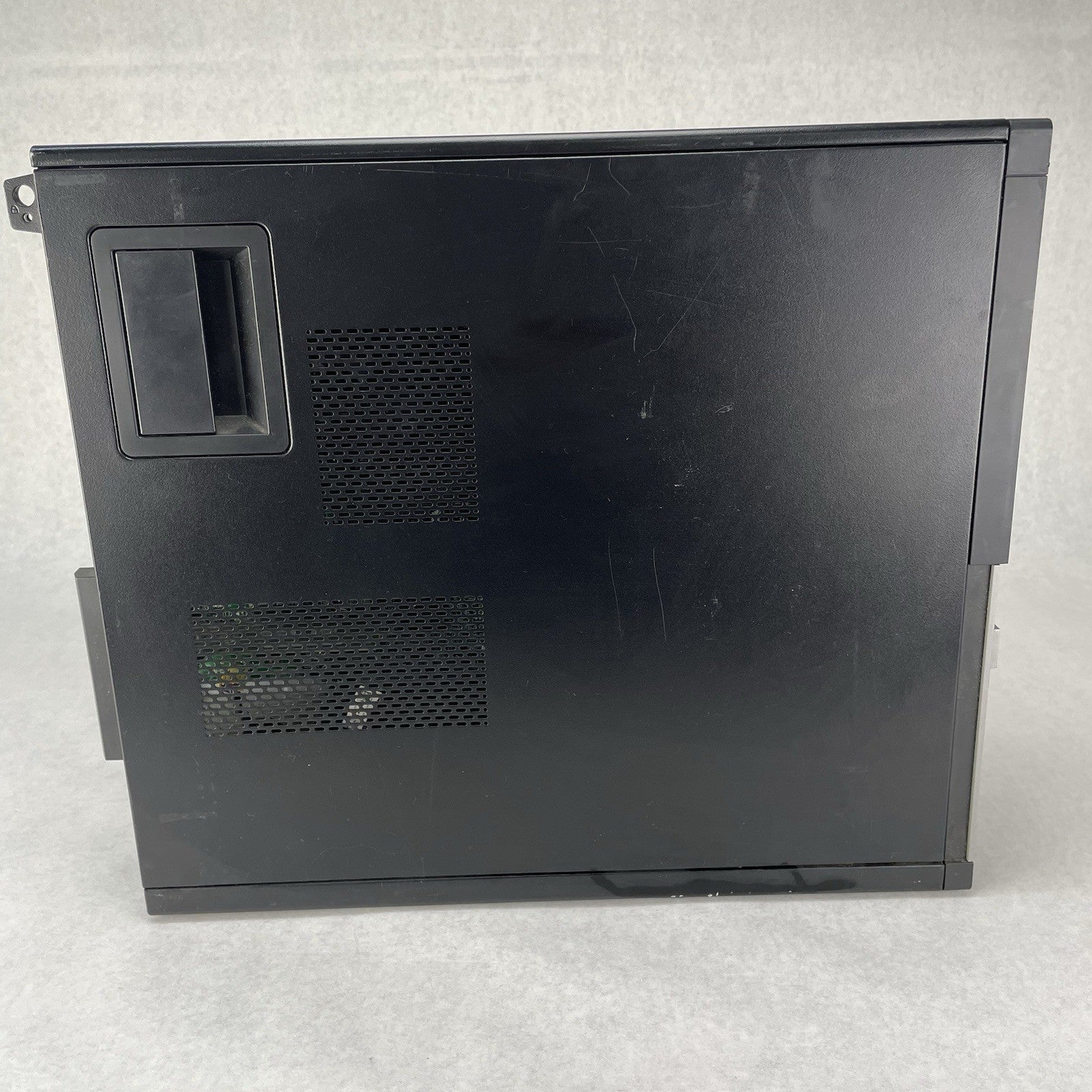Dell OptiPlex 390 DT Pentium G630 2.70 GHz 4 GB Ram No HDD No OS