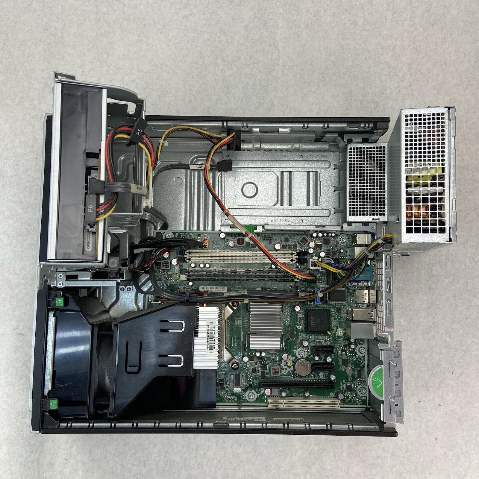 HP Compaq 8000 Elite SFF Intel Core 2 Duo E7600 3.06GHz 4GB RAM No HDD No OS9