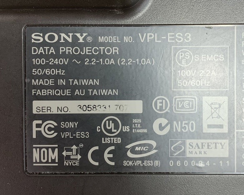 Sony VPL-ES3 LCD Lamp Projector 567 Lamp Hours - No Remote