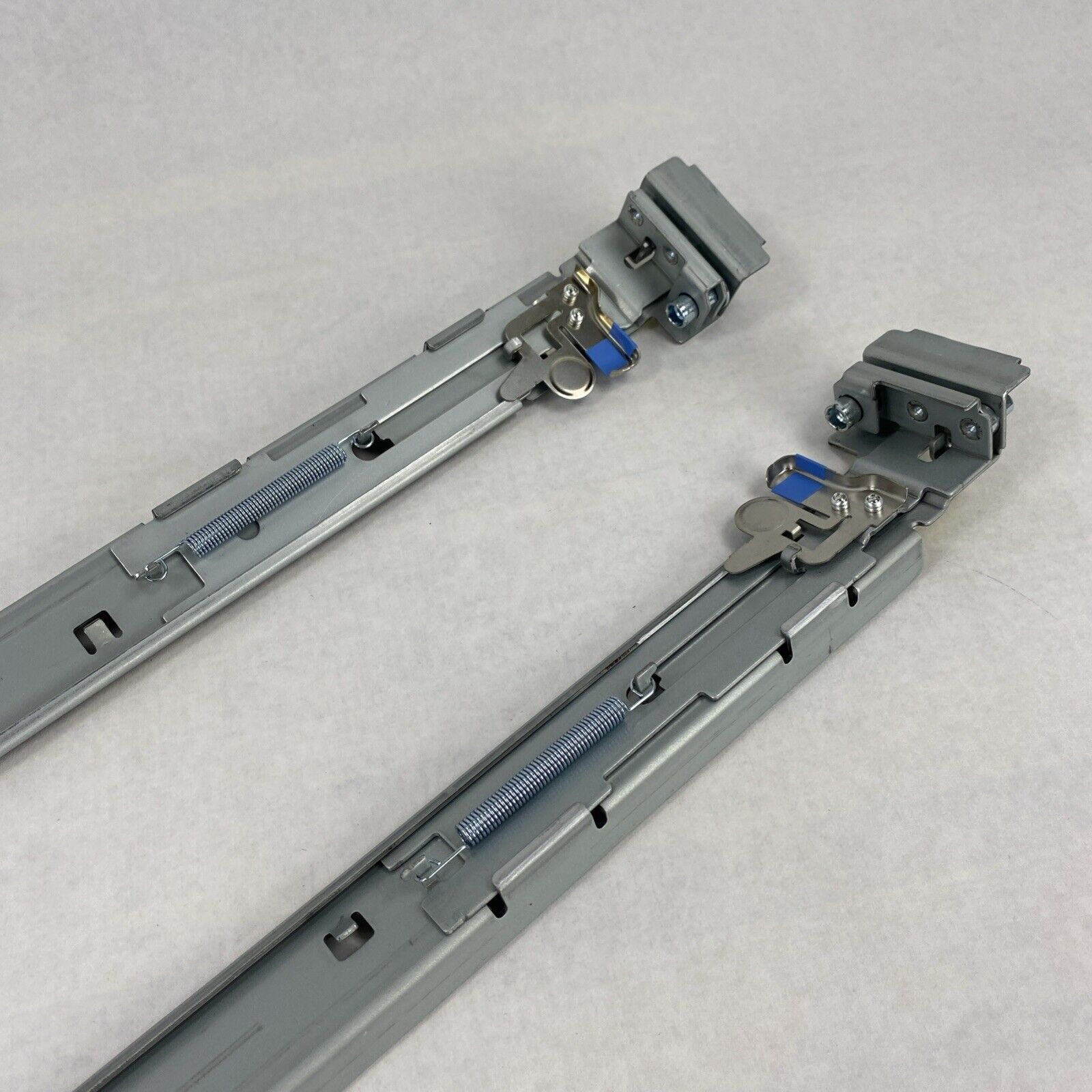 IBM 46C7860 46C7861 Left and Right Sliding Server Rack Mount Rail Set