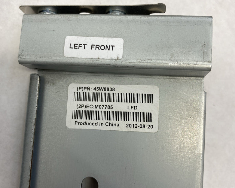 IBM/Lenovo Storwize 45W8837 48W8838 2U Rail Set