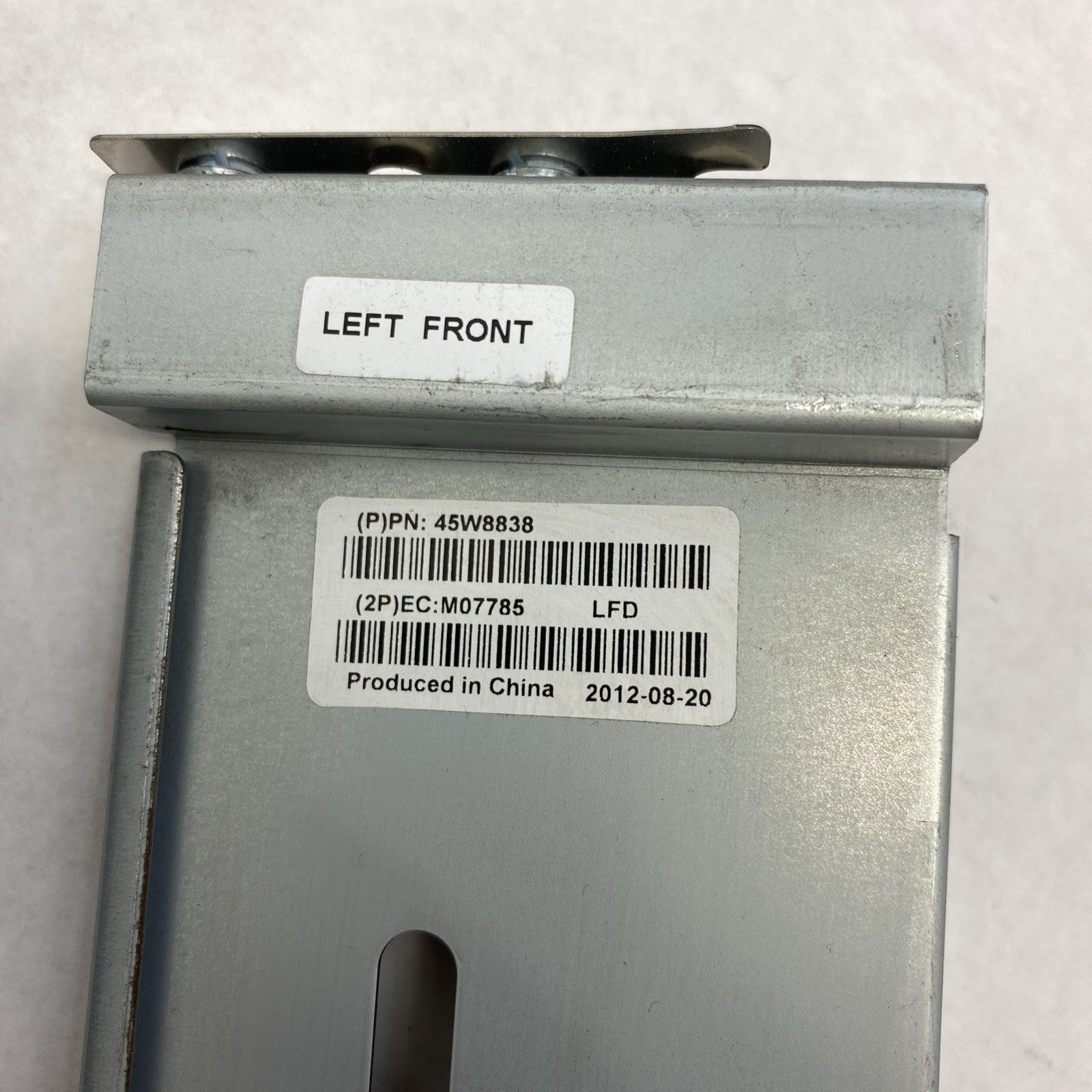 IBM/Lenovo Storwize 45W8837 48W8838 2U Rail Set4