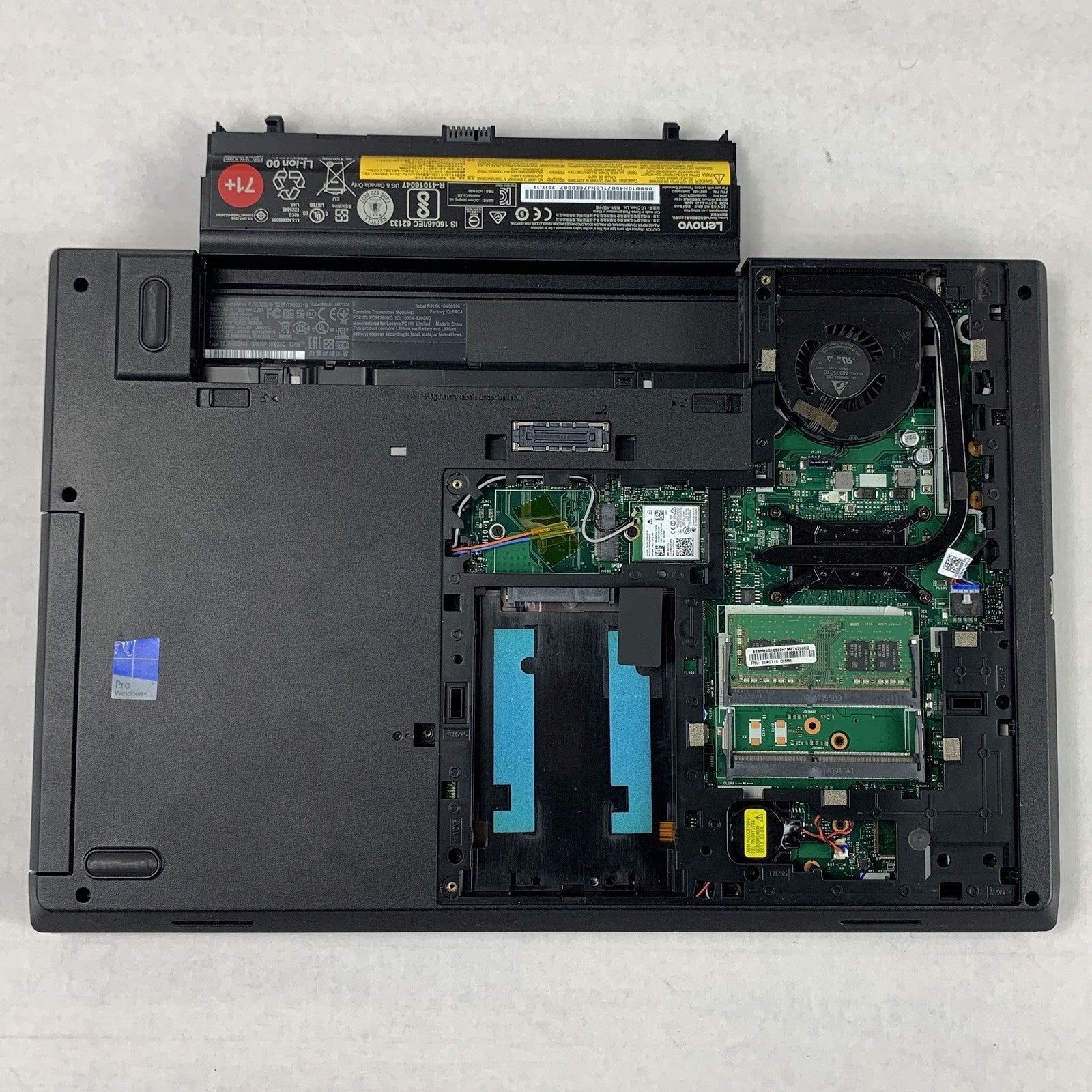 Lenovo ThinkPad L570 15.6" Intel i5-6300U 2.4 GHz 8 GB Ram No OS No HDD No AC