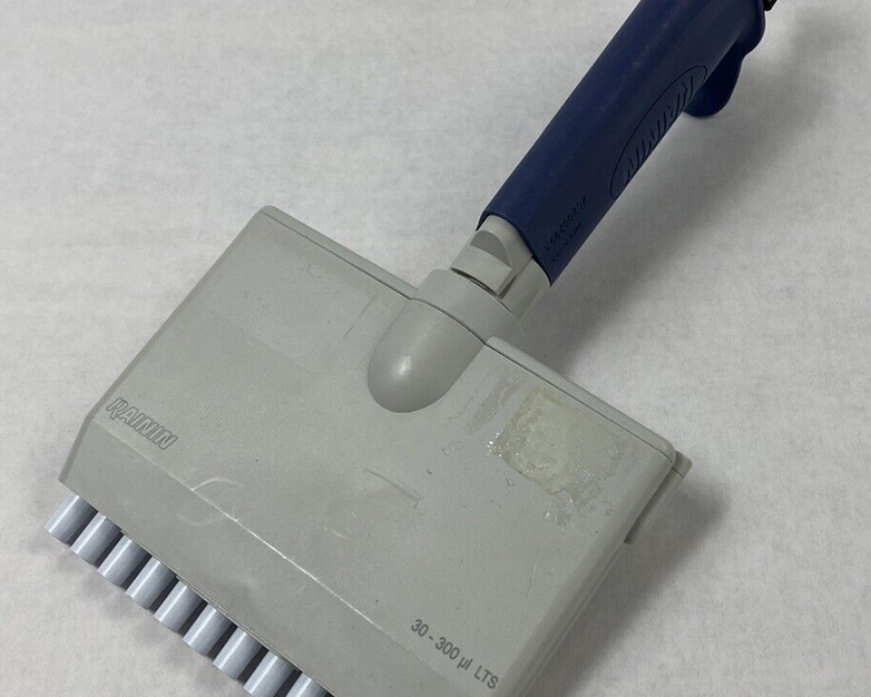 Rainin Pipet Lite L300 30-300 uL LTS 12-Channel Multichannel Manual Pipette