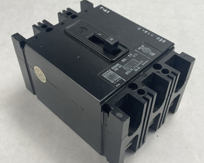 Westinghouse Circuit Breaker FB3040L 3-Pole 40A 600VAC Untested