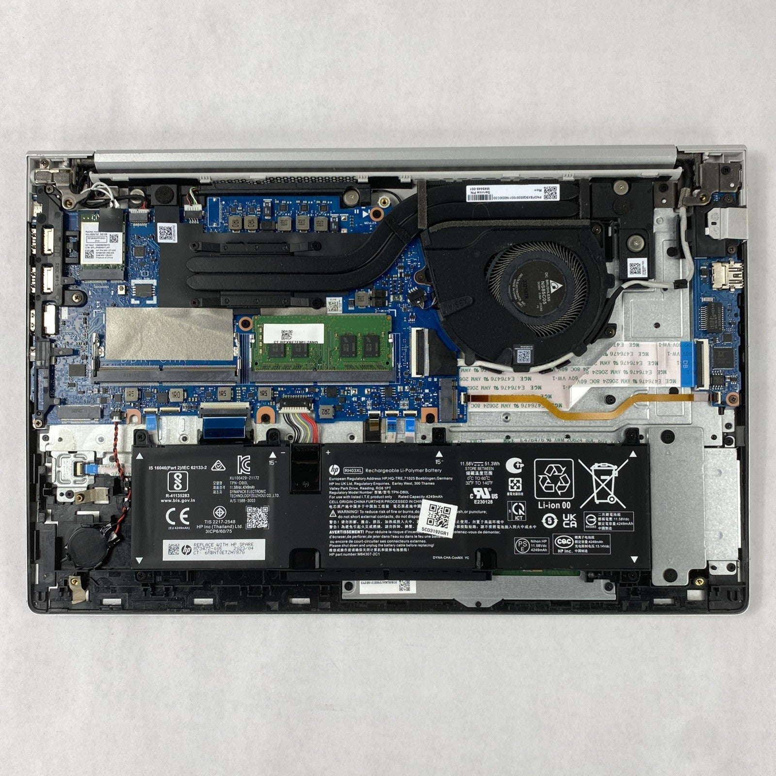 HP EliteBook 655 G9 AMD Ryzen 5 Pro 5675U 2.30 GHz 16 GB RAM 15.6" No HDD No OS