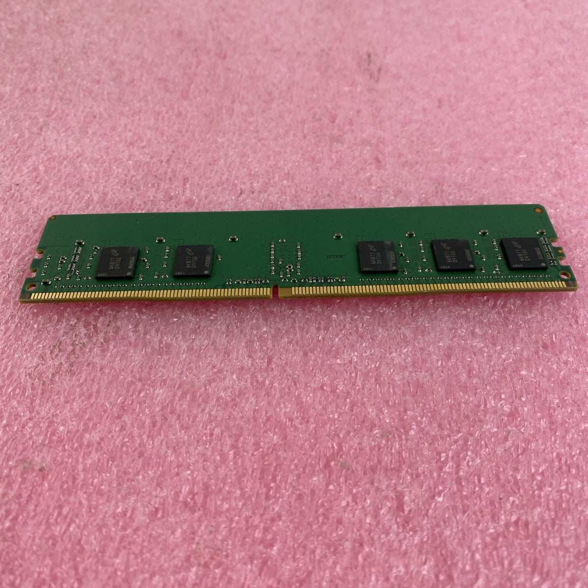 Micron 4GB DDR4 PC4-2400T Desktop Memory Ram MTA9ASF51272PZ-2G1II - Lot of 35