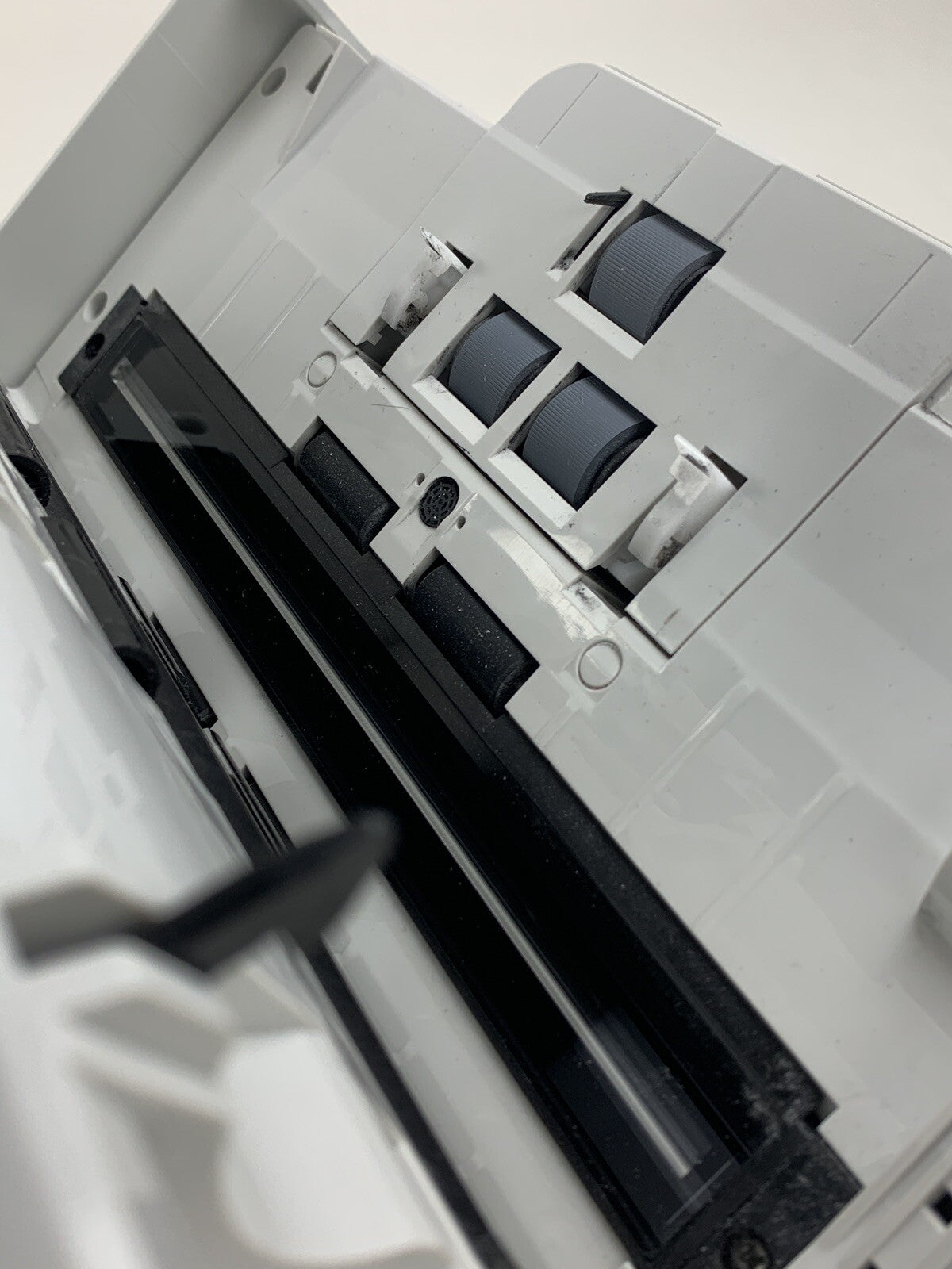 Kodak S2050 Sheetfed Document Scanner 600 DPi No Trays Powers Parts and Repair