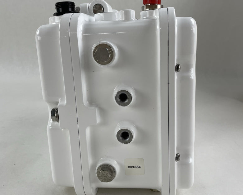 Cisco AIR-CAP1552E-A-K9 Outdoor Mesh Access Point w/ 3 Antennas AIR-ANT2547V-N