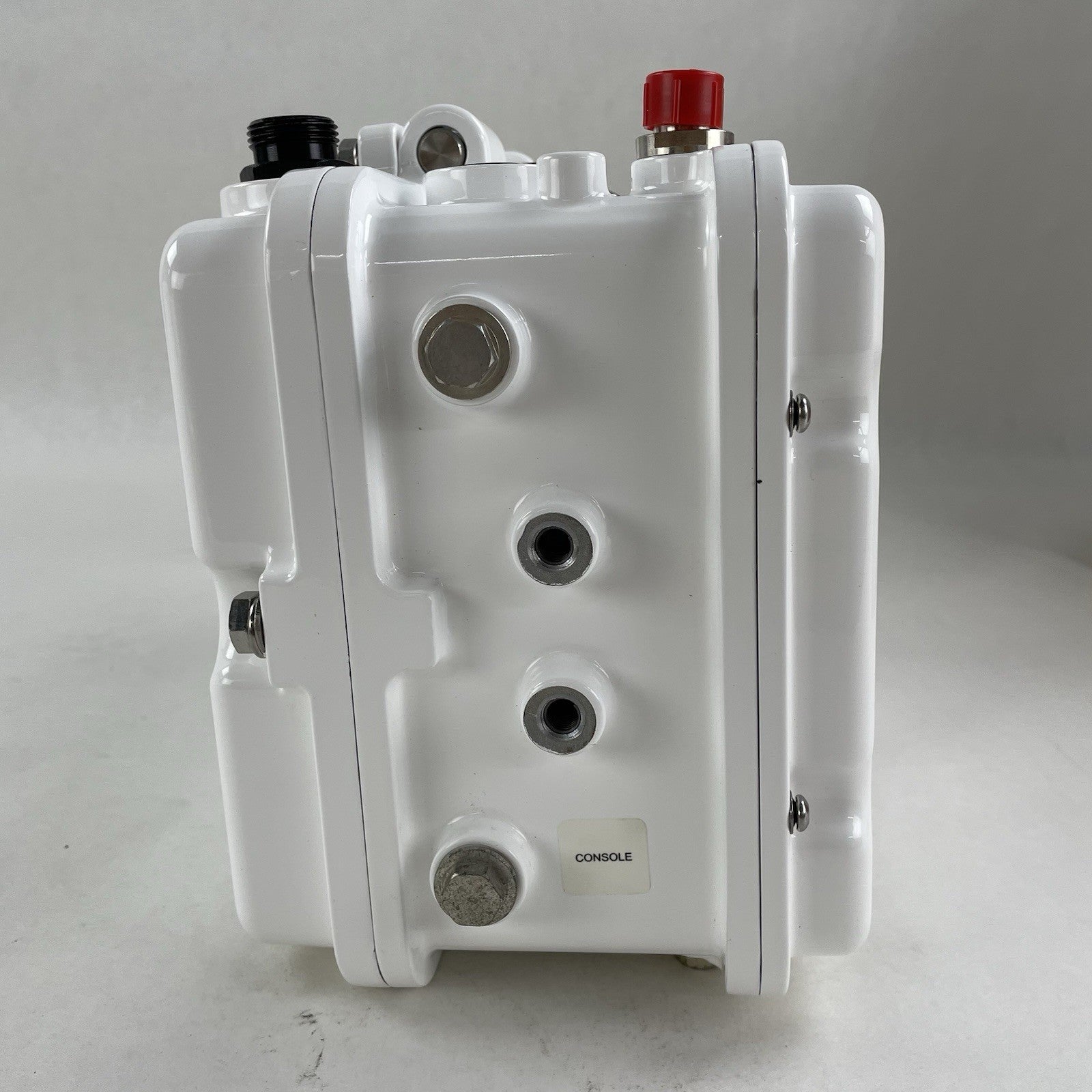 Cisco AIR-CAP1552E-A-K9 Outdoor Mesh Access Point w/ 3 Antennas AIR-ANT2547V-N