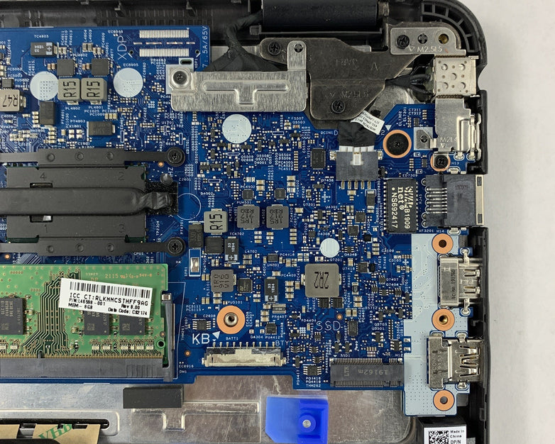 Dell Latitude 3300 13.3" i5-8250u 1.6 GHz 8 GB Ram NO OS No HDD No Batt No AC